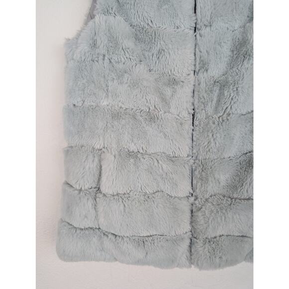 Dylan Vest Faux Fur Zipper Soft Furry Fall Winter Outdoor Silver Gray Size S - Picture 3 of 11
